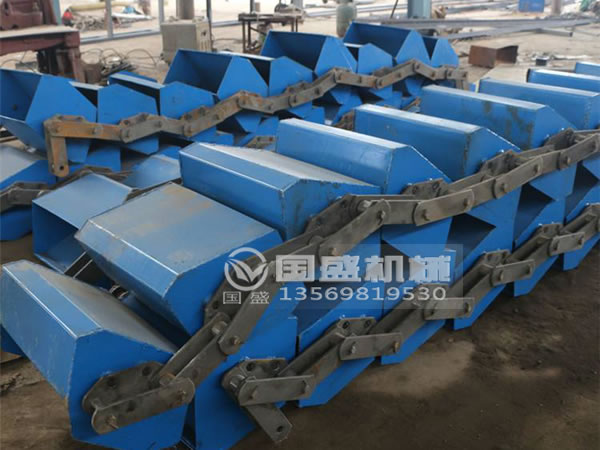 鐵渣砂石耐磨耐熱DS連續(xù)斗式輸送機(jī) 鐵渣砂石耐磨耐熱DS連續(xù)斗式輸送機(jī)